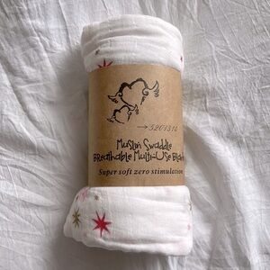 BABY NWT Muslin Swaddle